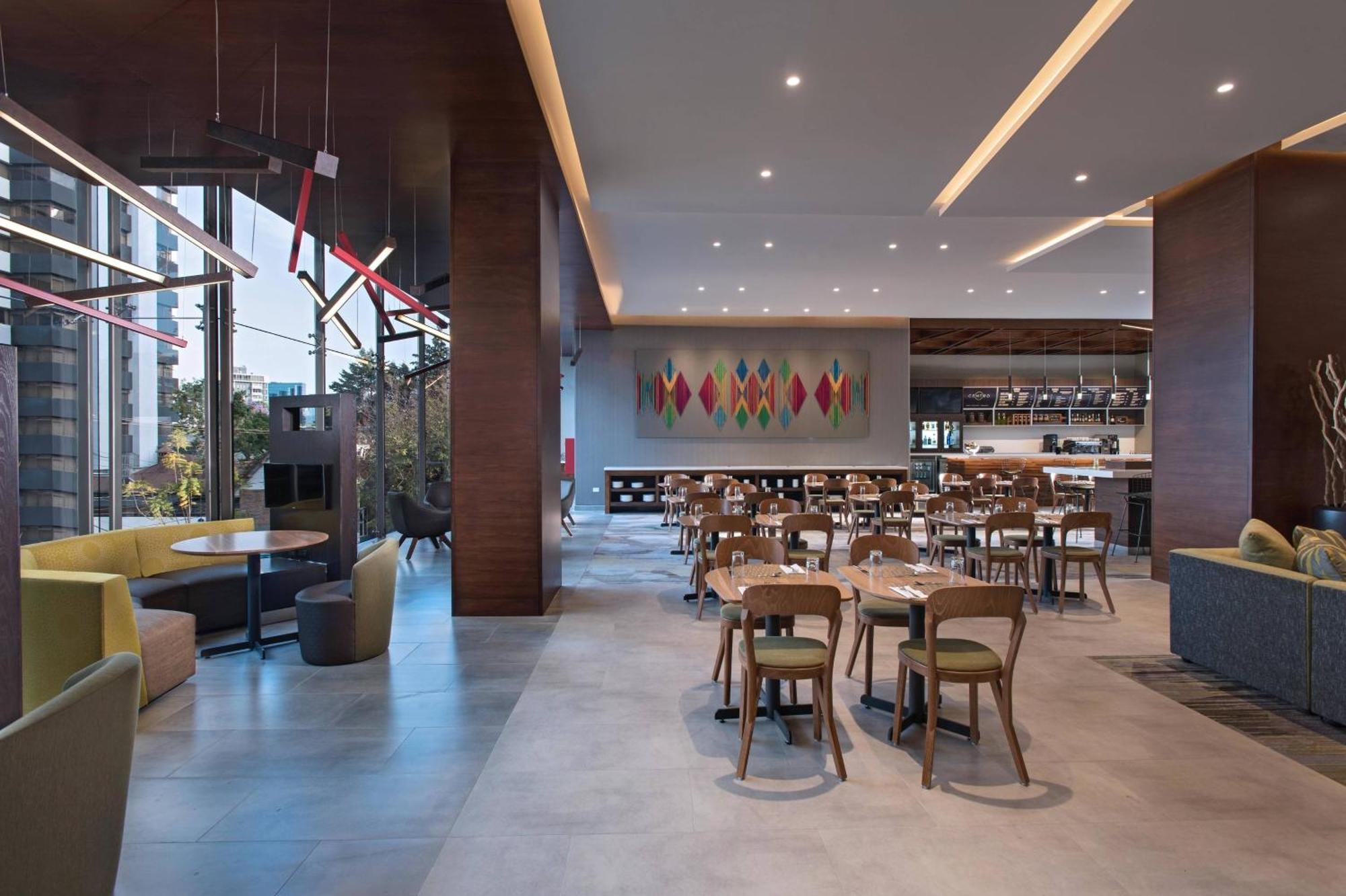 Courtyard By Marriott Ciudad de Guatemala Exteriér fotografie