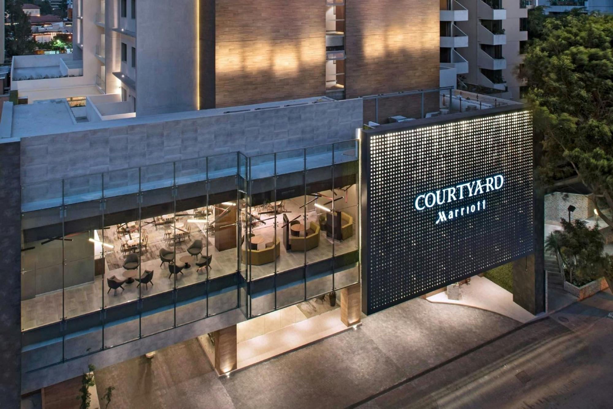 Courtyard By Marriott Ciudad de Guatemala Exteriér fotografie