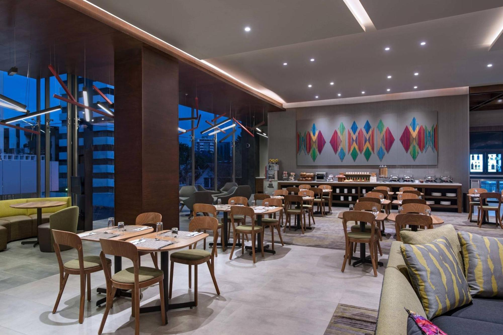 Courtyard By Marriott Ciudad de Guatemala Exteriér fotografie